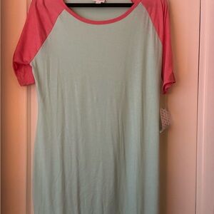LuLaRoe Mint Green and Coral Julia XL NWT